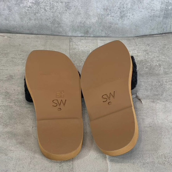 Stuart Weitzman Women's Black Cammy Faux-Fur Slide-On Flat Sandals SZ 6.5 - Picture 7 of 9